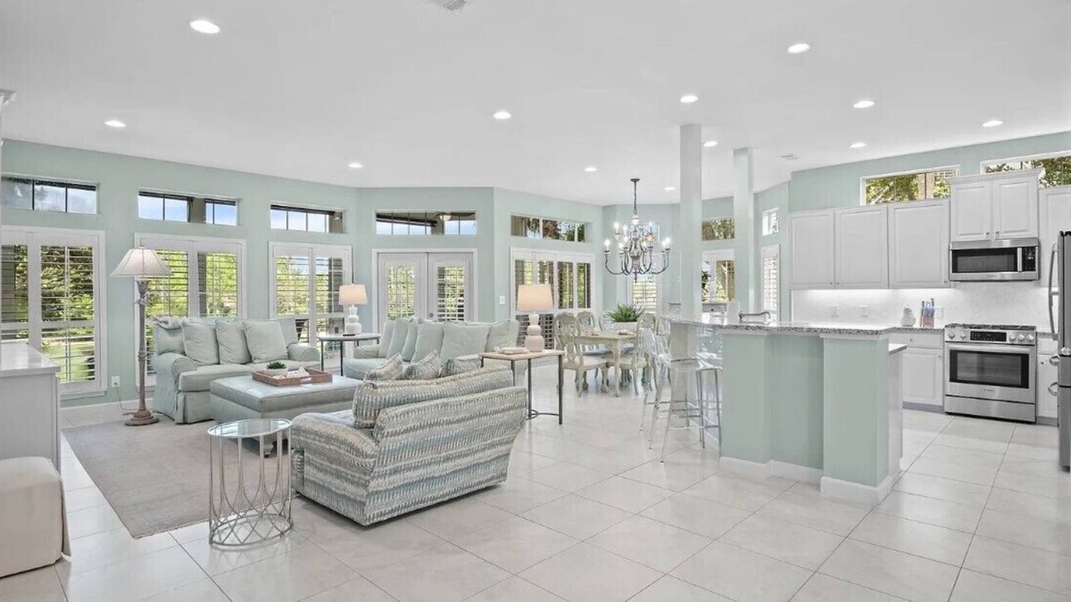 Sandestin Condo | 🏖️LSV(Golf Cart) Included-Walk to Beach-Community Pool-Tivoli by the Sea 5286☀️
