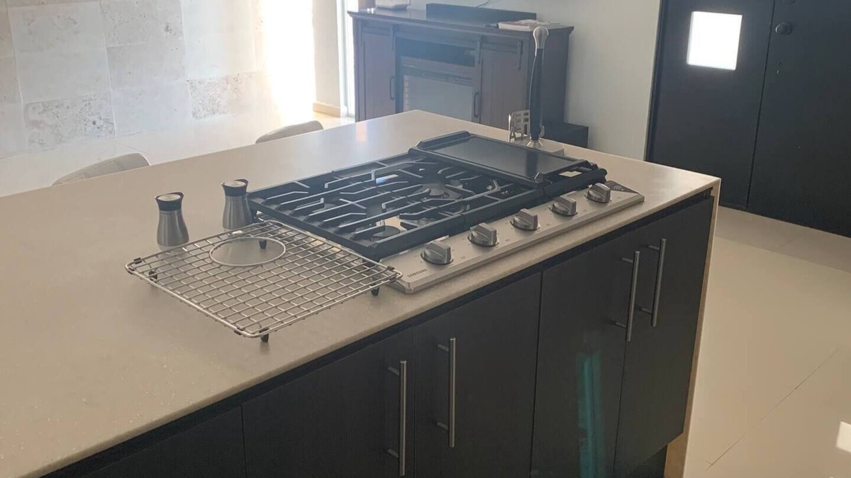 Soledad de Graciano Sanchez Apartment | LUXXURY APT. 5 MIN DOWN TOWN SLP