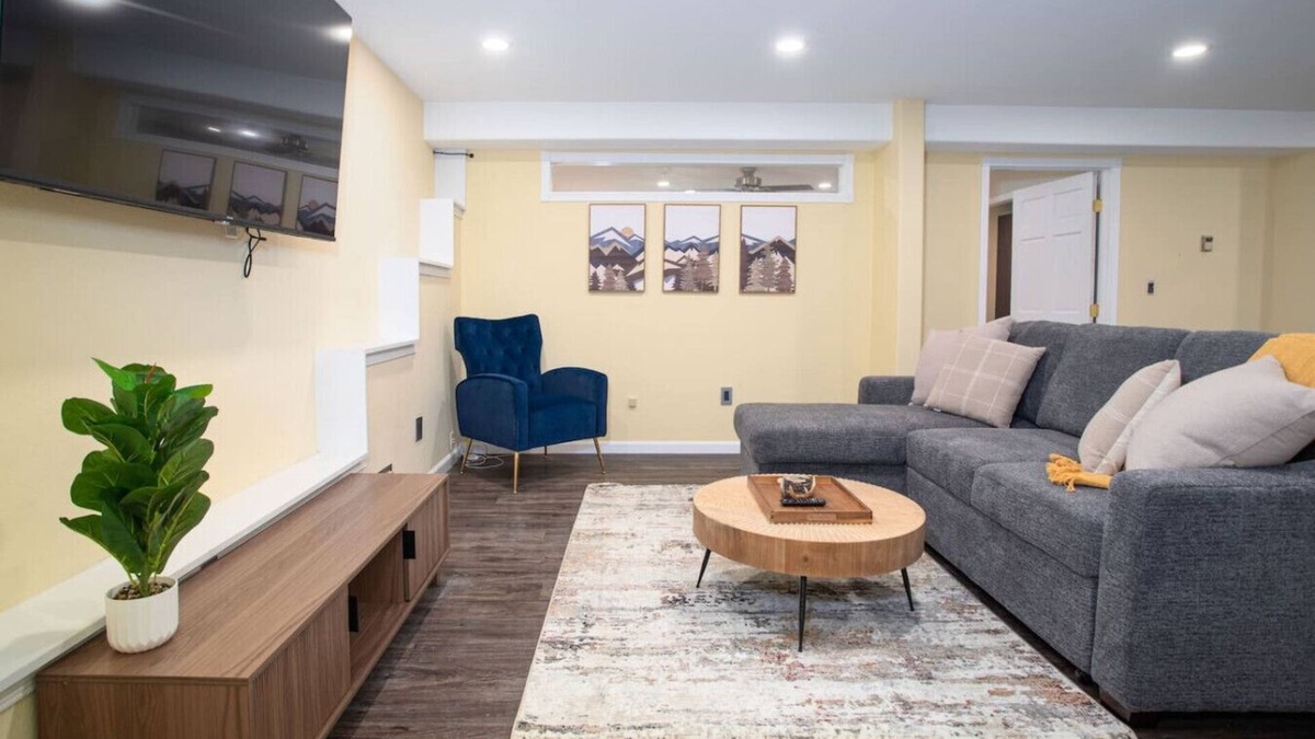 Fairbanks House | Lucas's Aurora Chalet with View