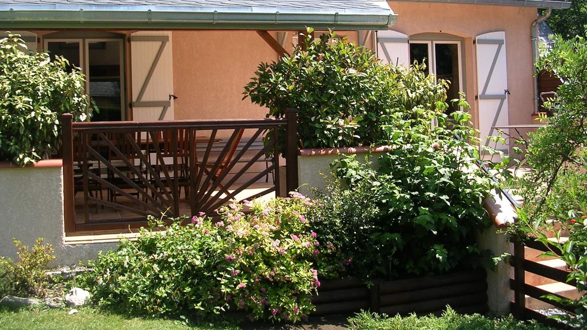Cier-de-Luchon Cottage | Luchon rents gite 7 km from the slopes