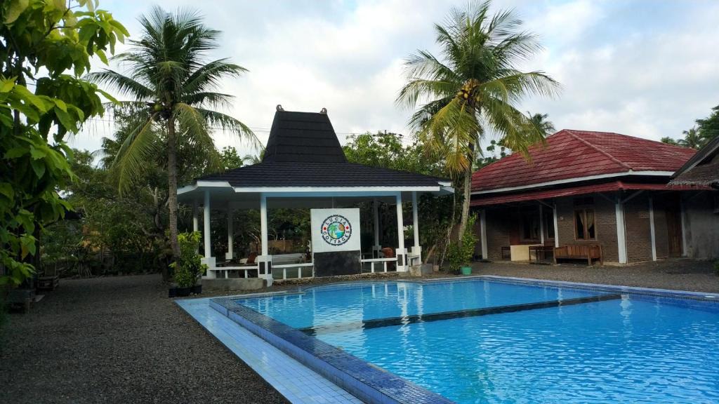 Carita House | Lucia Cottages