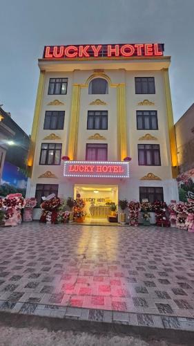 Uong Bi Bed & Breakfast | Lucky Hotel Uông Bí