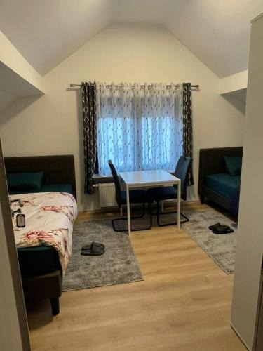 Ruesselsheim House | Luis Apartment Rüsselsheim D1