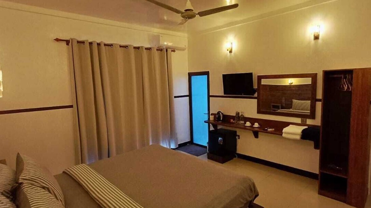 Huraa House | Luk inn at huraa