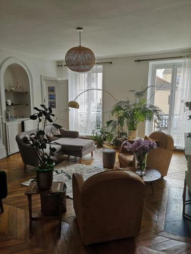 Chantiers Apartment | Lumière & Majesté Appartement Versailles