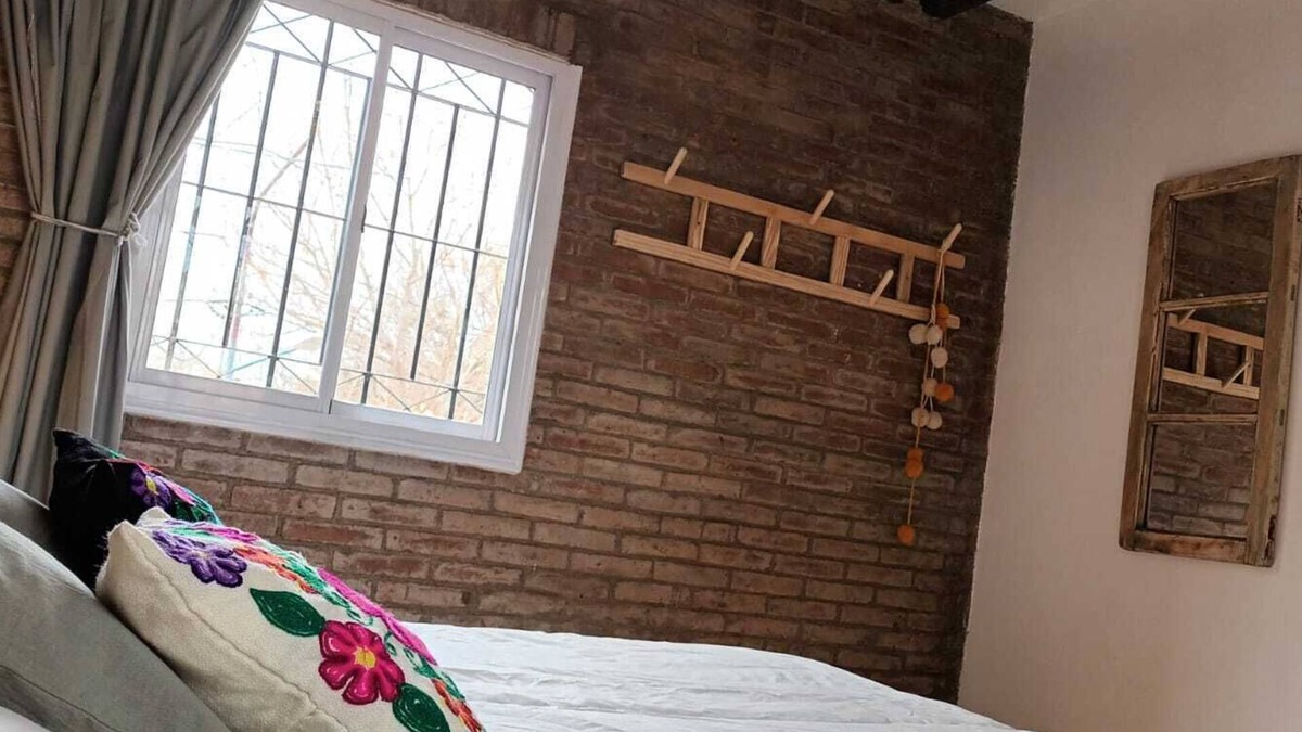 Godoy Cruz Apartment | Luminoso departamento con cochera en Godoy Cruz, Mendoz a. Para 1 a 3 personasn