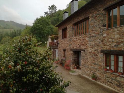 Vilarpescozo Apartment | Luna de Vilar