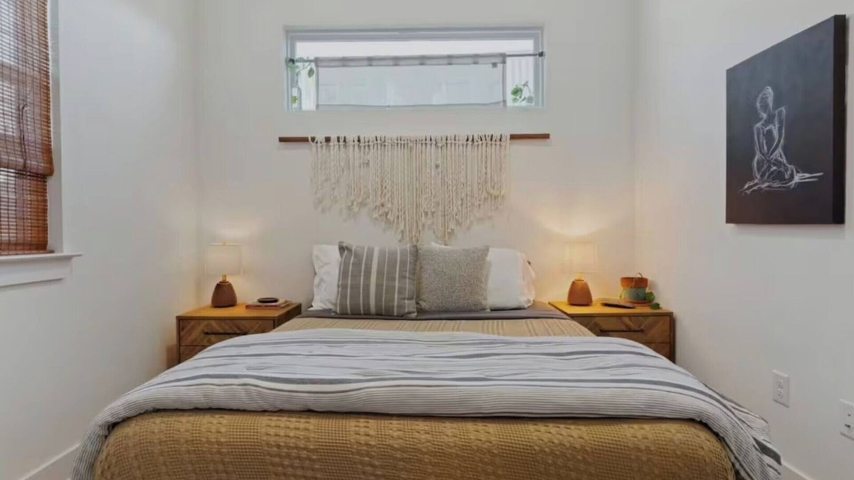 Montopolis House | Luna House ° 3 Min from Airport ° Easy Stay