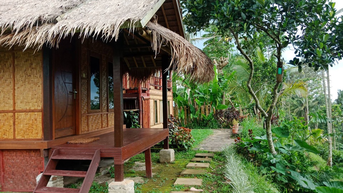 Kecamatan Pringgasela House | Lunggu Bungalow with the Agricultural View