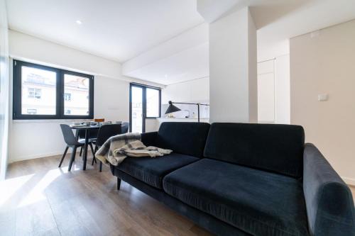 Santo Amaro Apartment | Lusíadas 53 1ºE