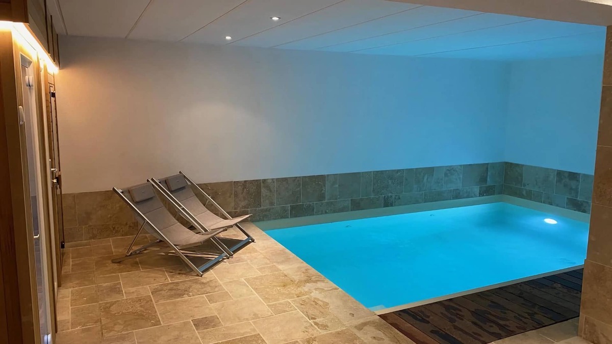 Louveigne House | Lush holiday home in Theux with heated indoor pool