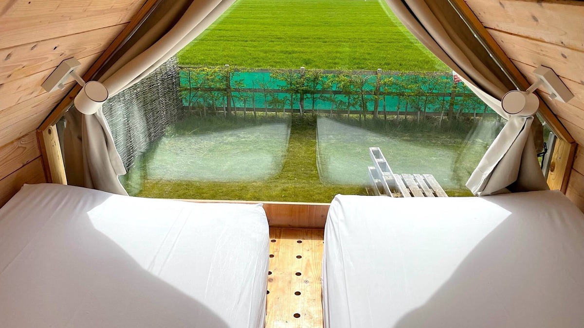 Brightlingsea Cottage | Lushna Petite 2 at Lee Wick Farm Cottages & Glamping