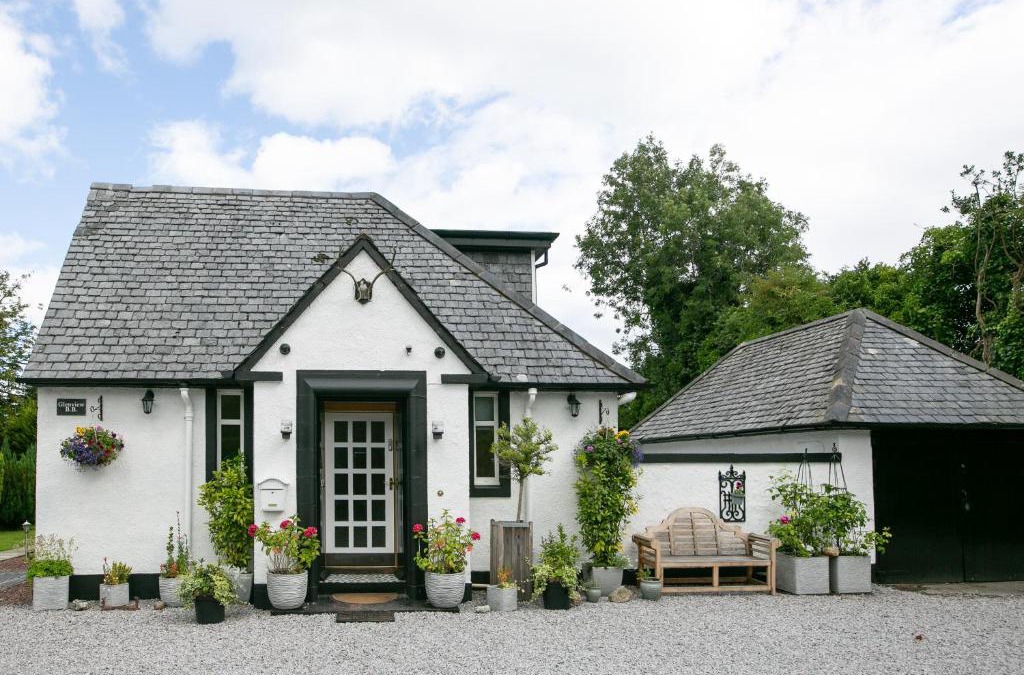Luss Ski Chalet | Luss Cottages at Glenview