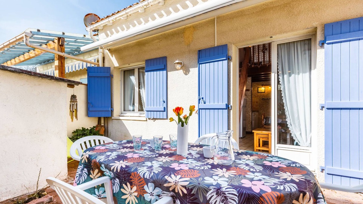 Les Mathes House | Lutins 5 by Interhome