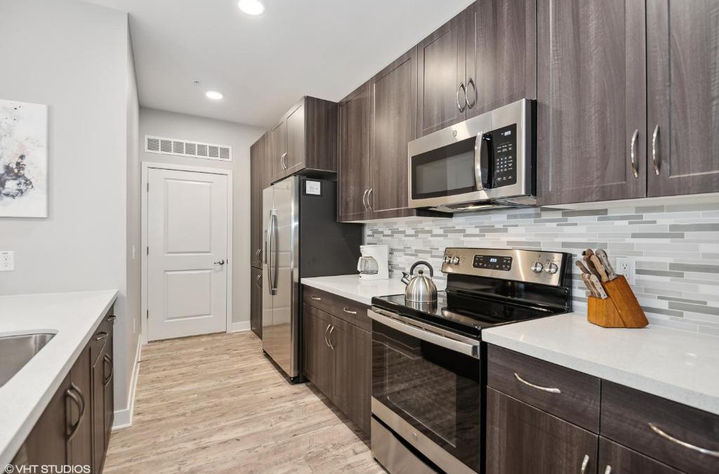 Desert Ridge Apartment | LUX 2 BED DESERT RIDGE 2 HEATED POOLS GYM