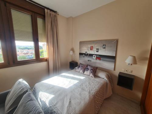 Parque Alcosa Apartment | Lux Abril