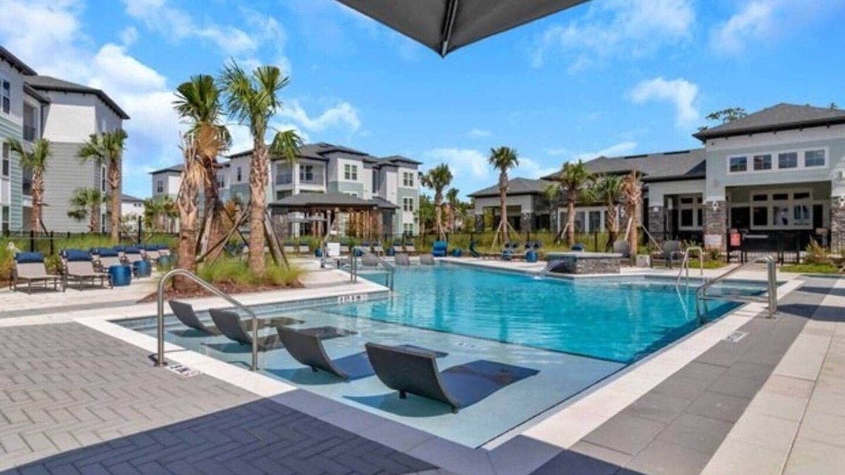 Highlands Apartment | Lux Aprt By Airport & StJohnsRiver