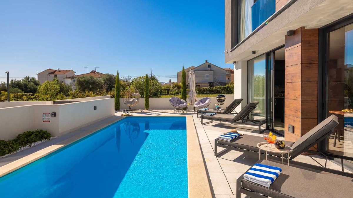 Kastel Gomilica Villa | Lux Etera Villas Complex