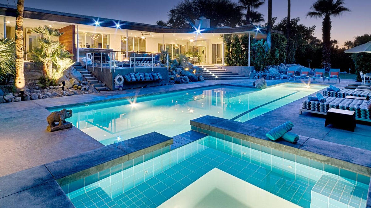 Vista Las Palmas House | Lux Modern Estate perfect for families. 9 beds, Pool, Spa, Views, Dogs ok
