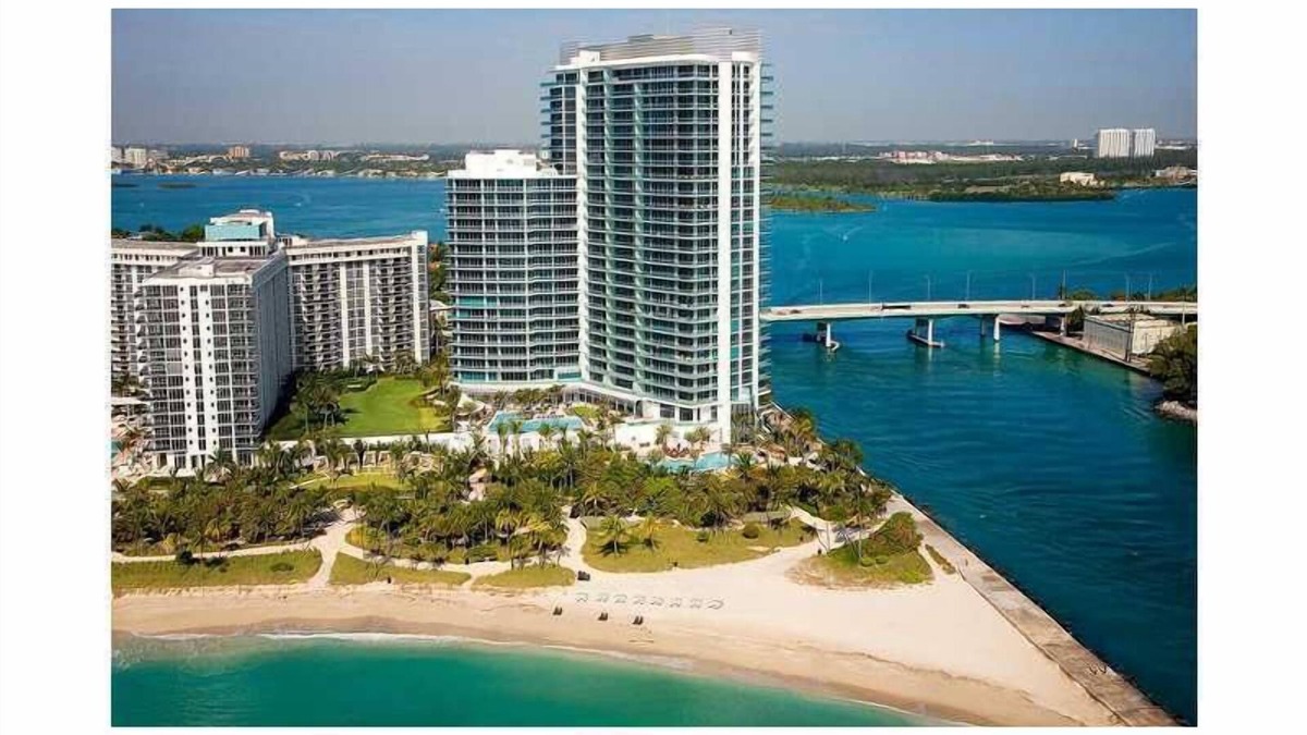 Bal Harbour Hotel | LUX PREMIERE LINE 2/2.5 Ocean View w/enhanced cleaning at Ritz