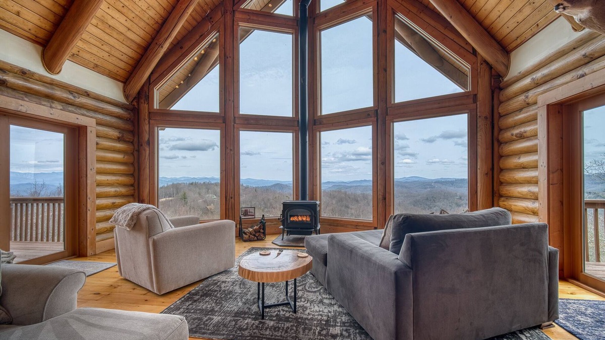 Rosman House | Lux/Private Cabin-PanoramicMntVIEWS-HotTub,Wd Stove,Firepl/Pit,GmRoom,FencedYard