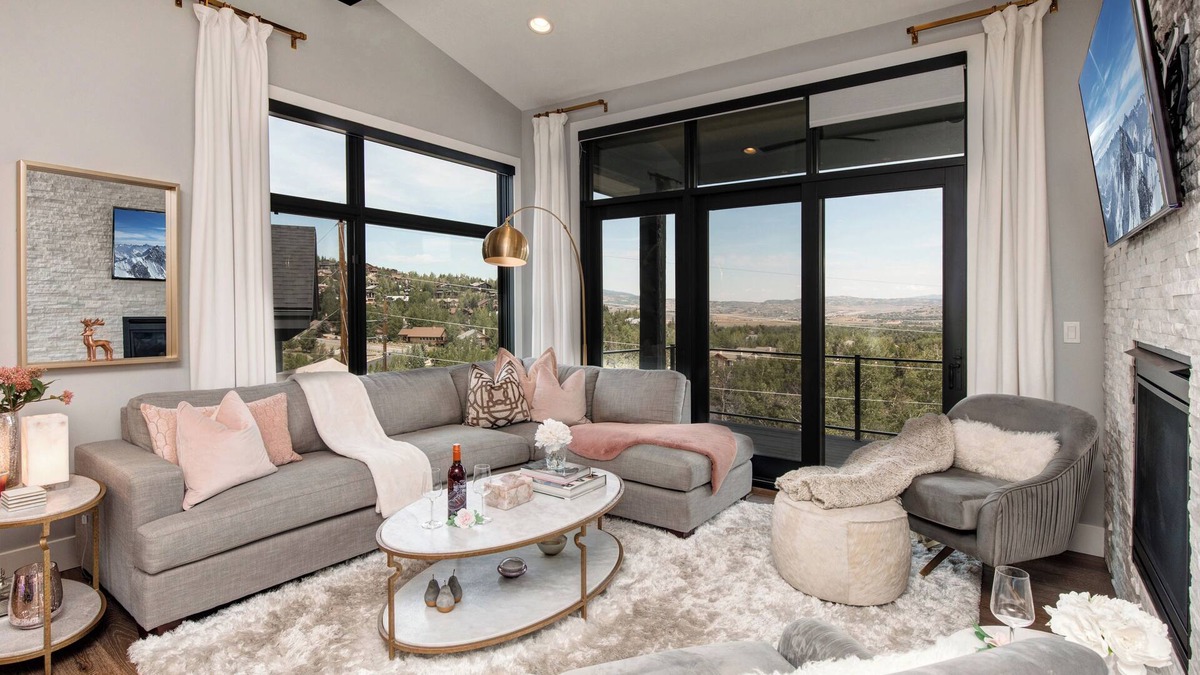 Sun Peak House | Lux Townhome w/Hot Tub, Golf & Theater Room! Steps Away from the Frostwood Gondola!