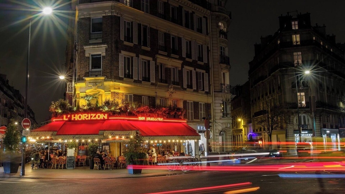 Notre-Dame-des-Champs Apartment | LUXE- A PERFECT BLEND OF CHARM, COMFORT & MODERNITY SAINT GERMAIN- RUE DE RENNES