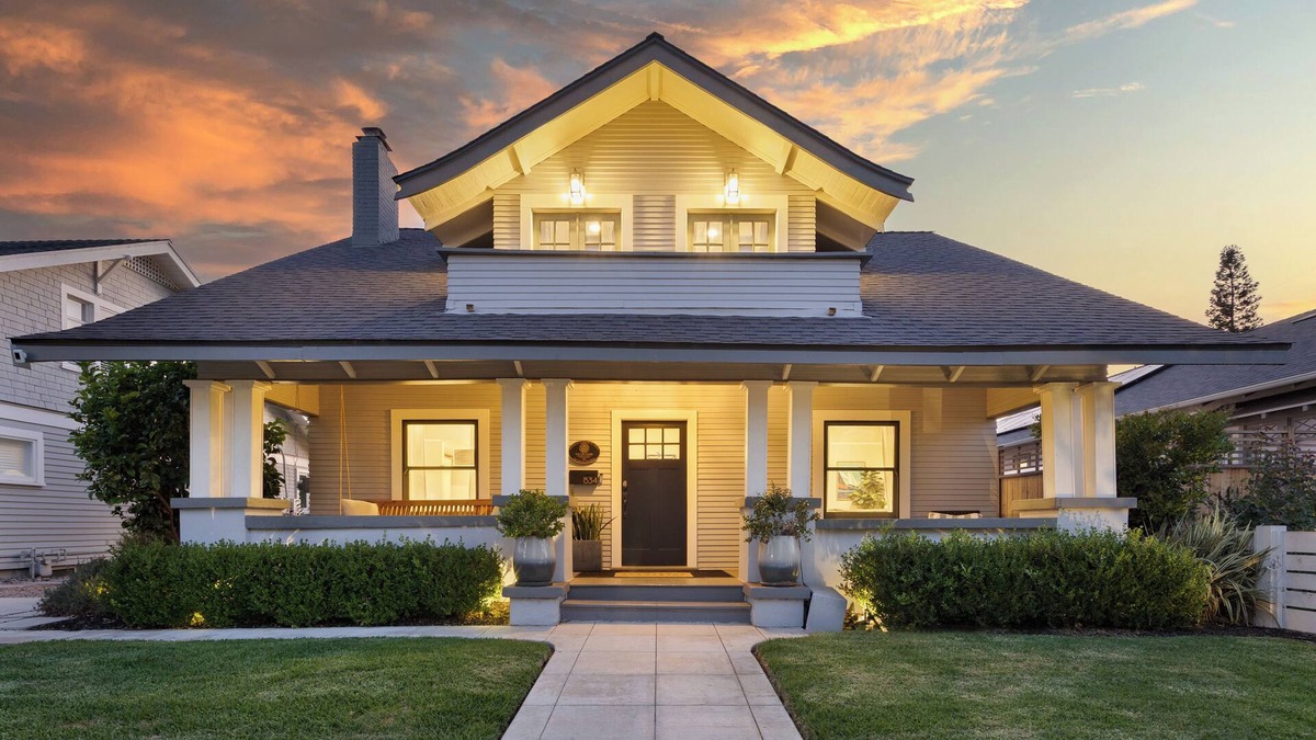 South Park House | Luxe Backyard Oasis w/Hot Tub | Chic Design | South Park Sanctuary