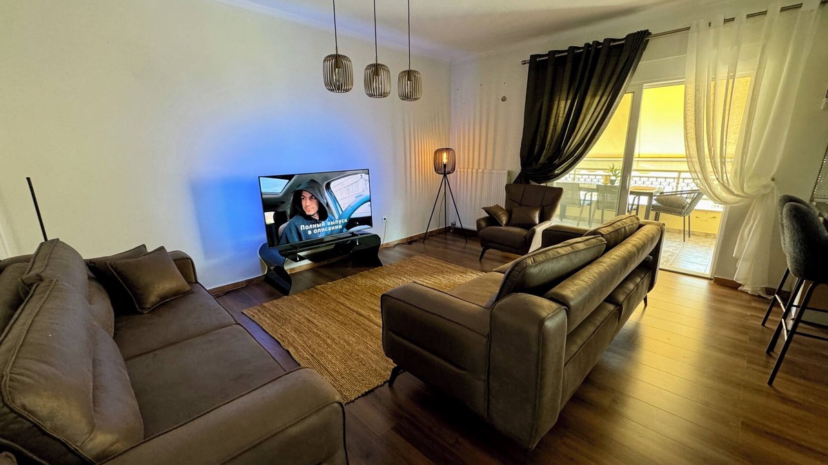 Alexandroupoli Apartment | LUXE COASTAL RETREAT Apartment