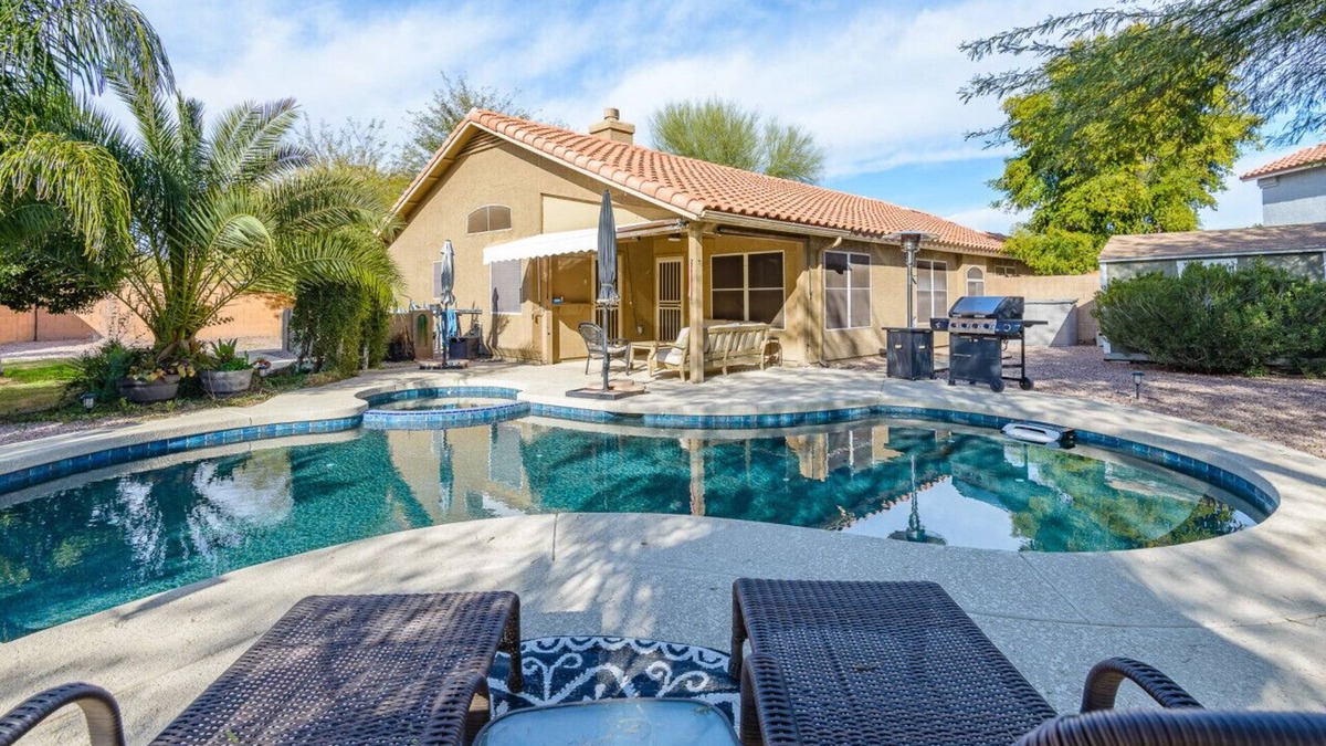 Superstition Springs House | Luxe Desert-Chic 3BR | Heated Pool + Spa | Grill