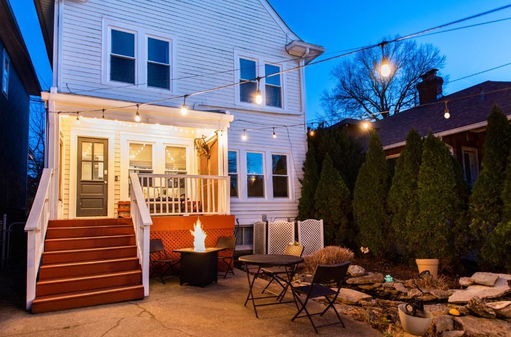 Deer Park House | Luxe Highlands Home! King BR~Fire Pit~Yard Games