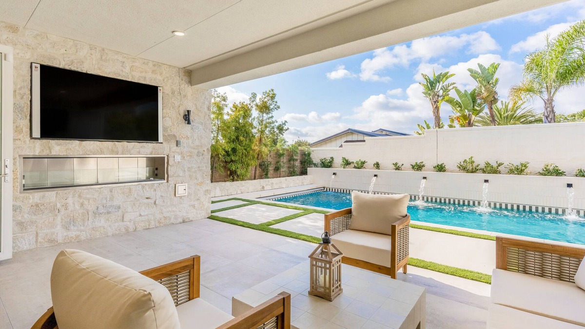 Olde Carlsbad House | Luxe home near the beach with a pool, grill, office, gourmet kitchen, W/D, & AC