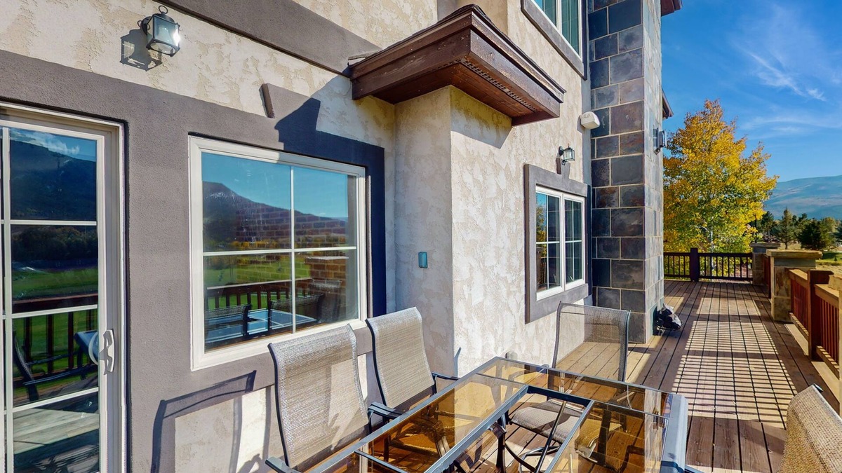 Gypsum House | Luxe home on Gypsum Creek Golf Course with fireplace and mountain views
