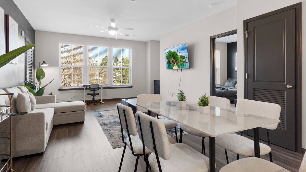 North Raleigh Apartment | Luxe King 3BR Suite in North Raleigh