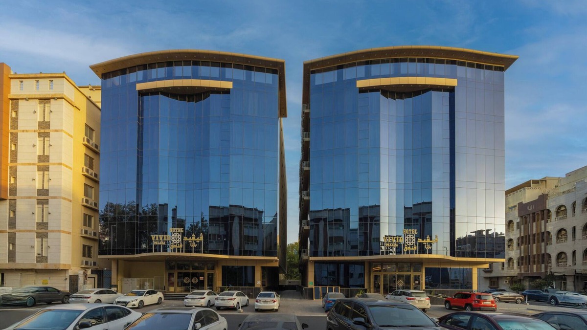 Al-Hamra'a House | Luxe King Escape | Jeddah’s Harbour Gateway