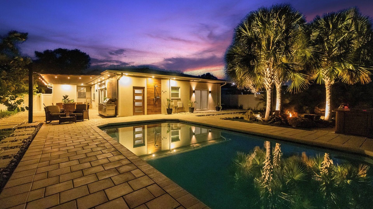 Riverside Heights House | Luxe MCM Hideaway w/Pool, Sauna, Hot Tub, Fire Pit & Tropical Garden