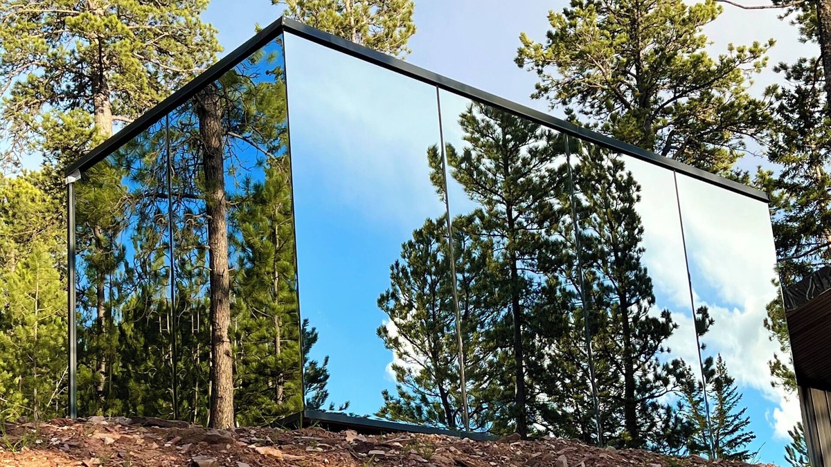 Deadwood House | Luxe Mirror Cabin by REFLECT+RECONNECT/Hot Tub