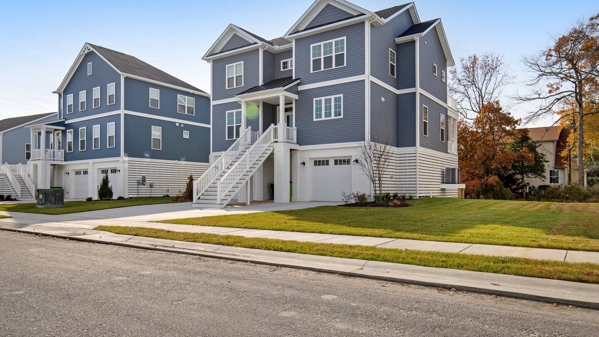 Frankford House | Luxe New Home in Tidal Walk - 2 Decks, Home Office, Dogs OK, AC & Shared Pool
