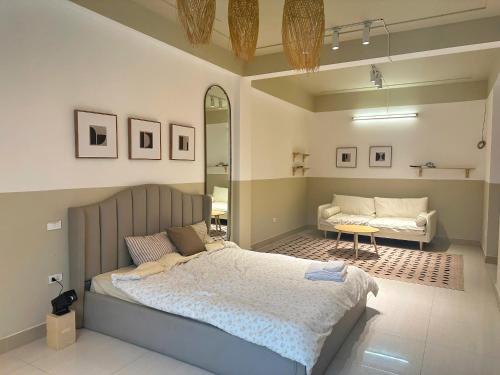 Ha Dong Apartment | Luxe Paradise 21 Nguyen Van Troi