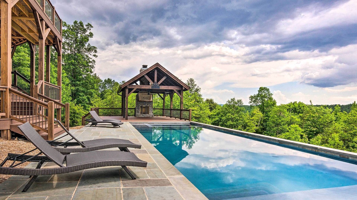 Nebo House | Luxe Retreat w/ Mtn View < 5 Mi to Lake James