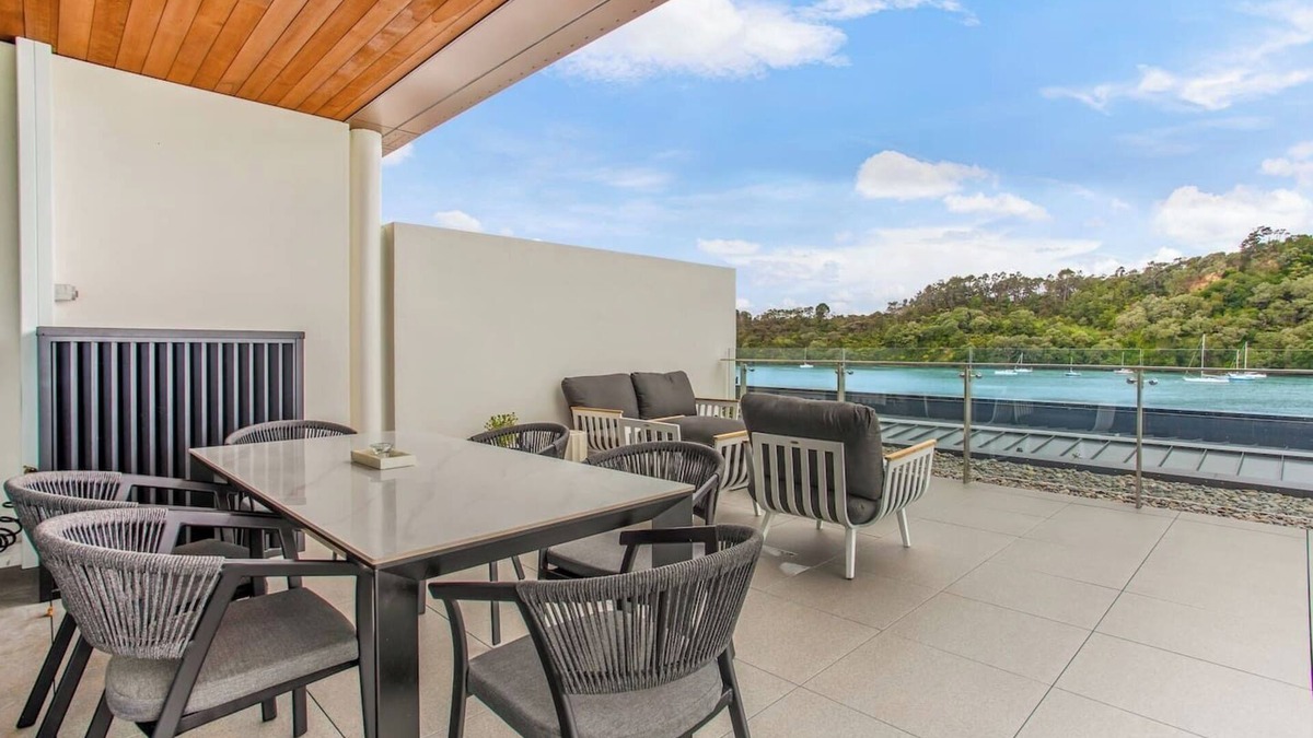 Hobsonville Apartment | Luxe Waterfront Home with Bay Views and Carpark