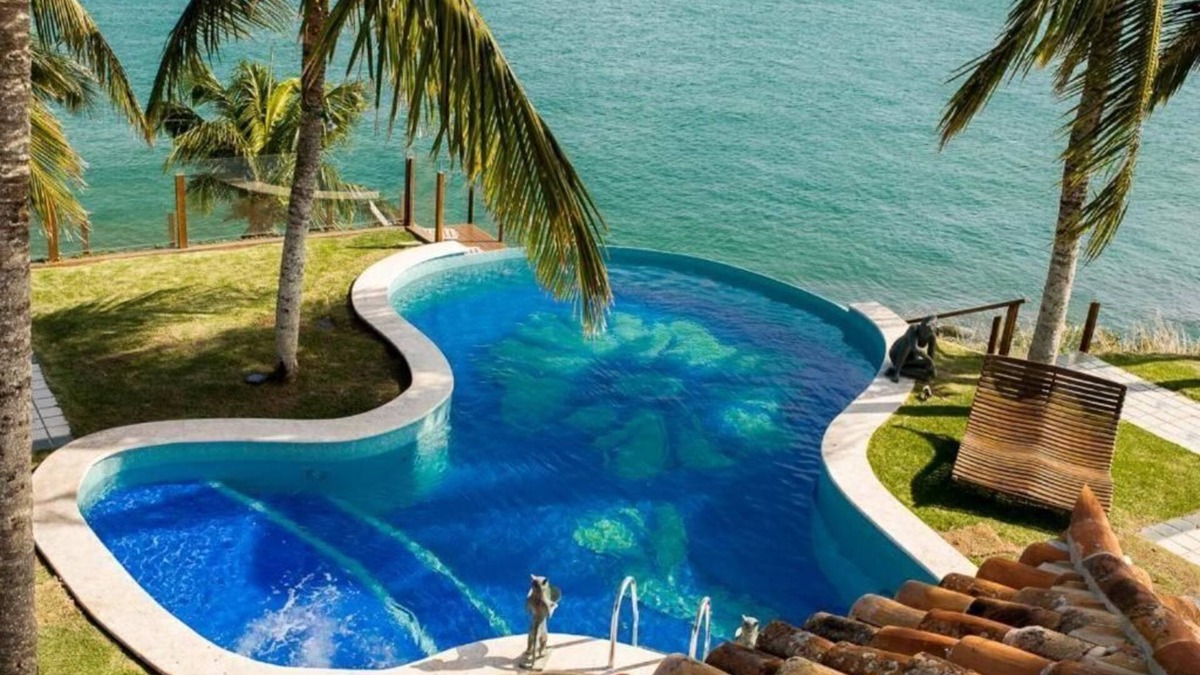 Ferradurinha House | LUXOBRASIL #BZ42 Brava House 05 Suites Sea View Vacation Rental