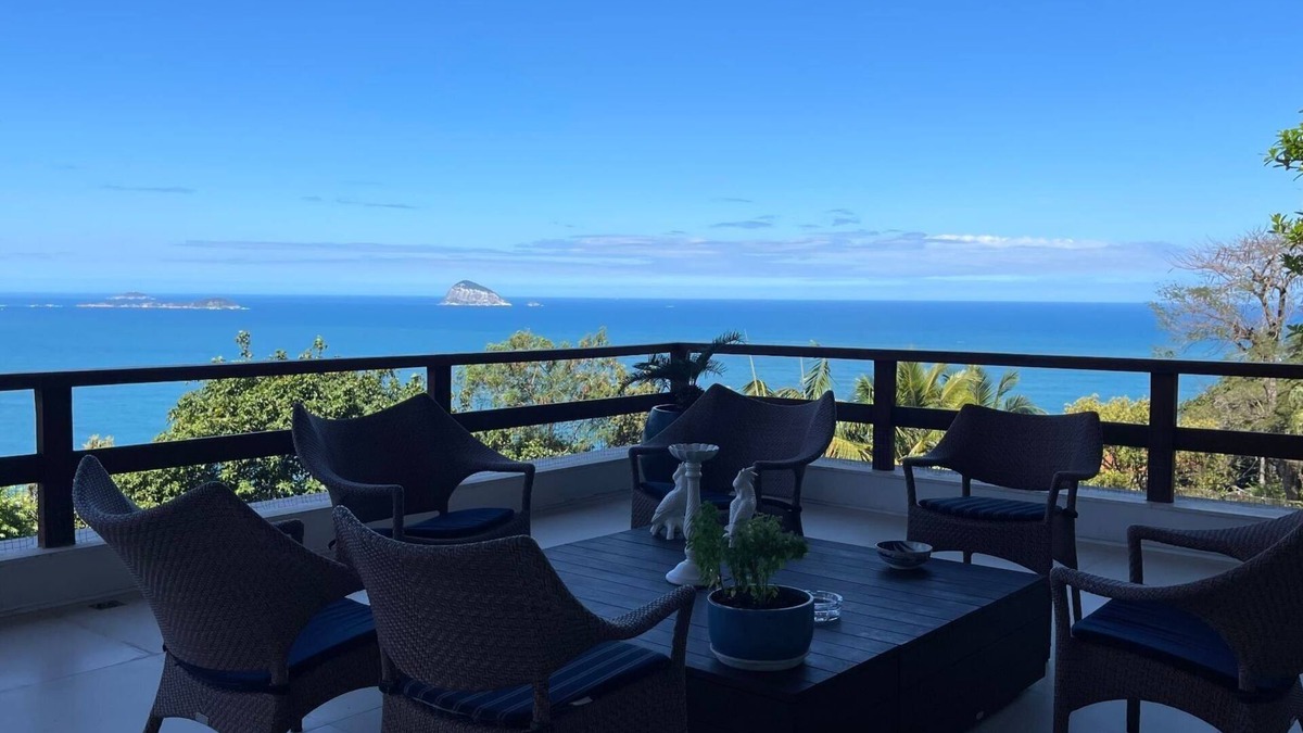 Sao Conrado House | LUXOBRASIL #RJ712Mansão São Conrado 05 Rooms Ocean View House High Standard Season