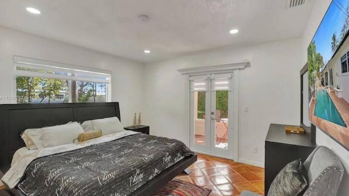 Ives Estates House | LuxTropica
