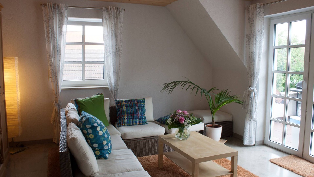 Markt Erlbach Apartment | Luxuriöse Ferienwohnung im Landhausstil mit 2 Schlafzimmern und Balkon