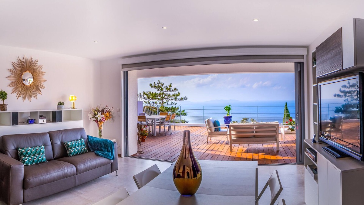 Le Rayol Apartment | Luxurious appartement with terrace- private pool