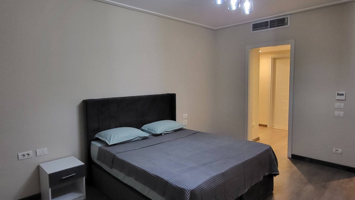 Bulaq ad Dakrur Apartment | Luxurious 3 bdrm Appt in elite prestigious NG compound viewing Guiza Pyramids