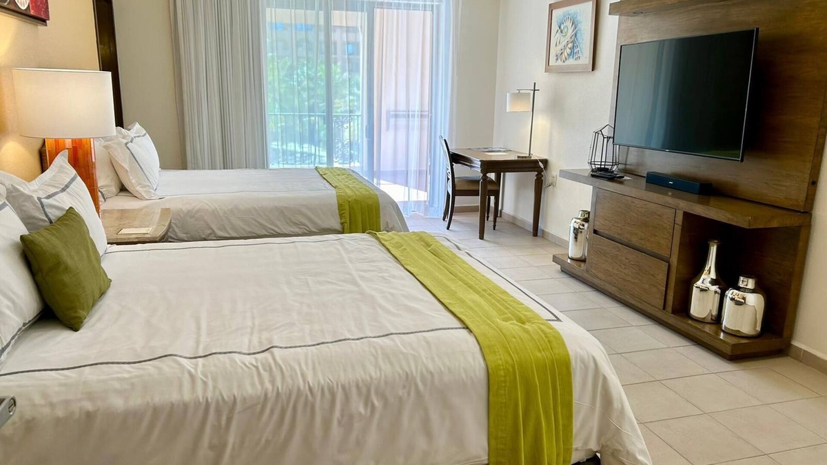 Loreto Resort | Luxurious 3 bedroom with stunning ocean views of Danzante Bay