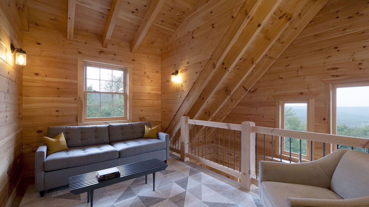 Town of Conesville Ski Chalet | Luxurious 3BR/2BA Chalet w/Panoramic Views Near Windham Mountain on 22+ Acres
