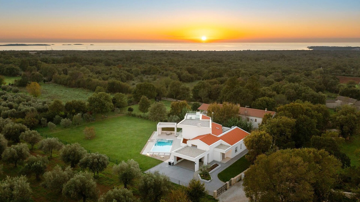 Gajana Villa | Luxurious 4-bedroom Villa Brioli in Istria